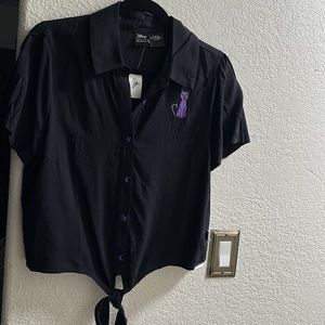 Disneyland Hocus Pocus shirt. NWT park exclusive